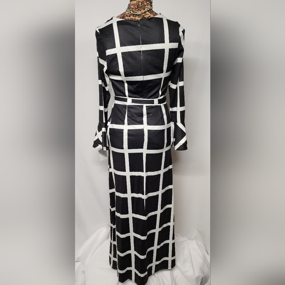 Urban Modesty Maxi Dress.  Sz SM & 2XL avail.   NWTs.  Deal! - Picture 5 of 6